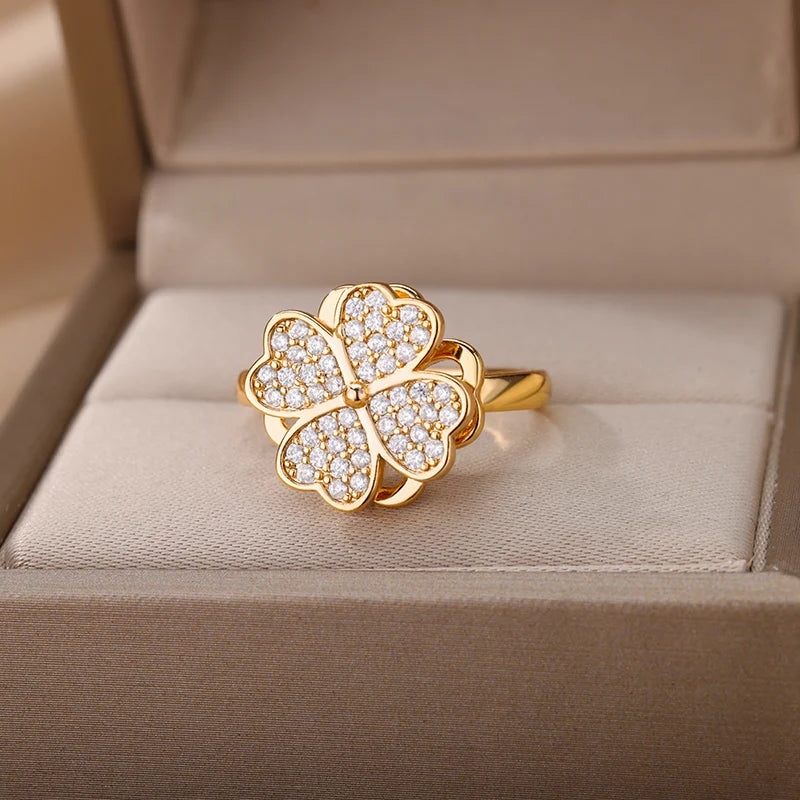 Diamond Clover Ring