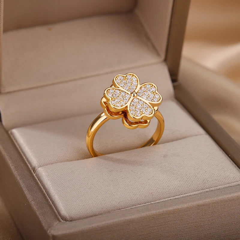 Diamond Clover Ring