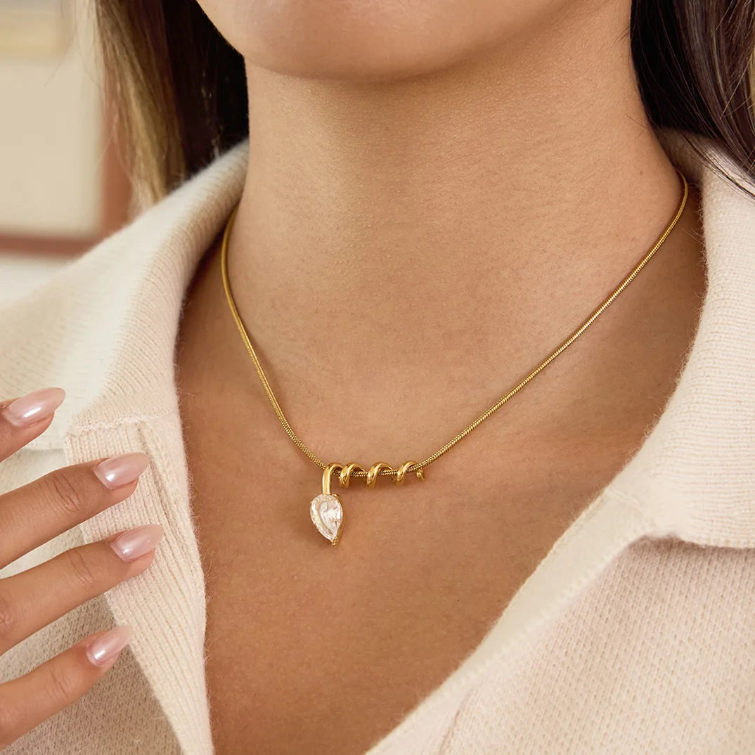 Ars Classic Water Drop Zircon Pendant Necklace 18k Gold Plated Stainless Steel Thin Chain Necklaces Women’s Choker Necklaces