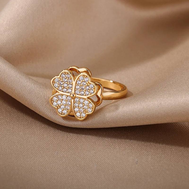 Diamond Clover Ring